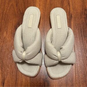 Schutz beige Fairy casual Linen sandal size 7